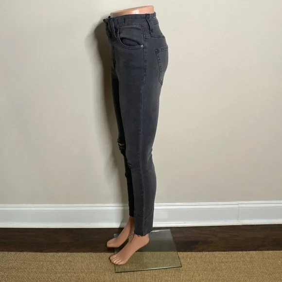Madewell Distressed Curvy High-Rise Skinny Jeans, Size 26 - Picture 11 of 14